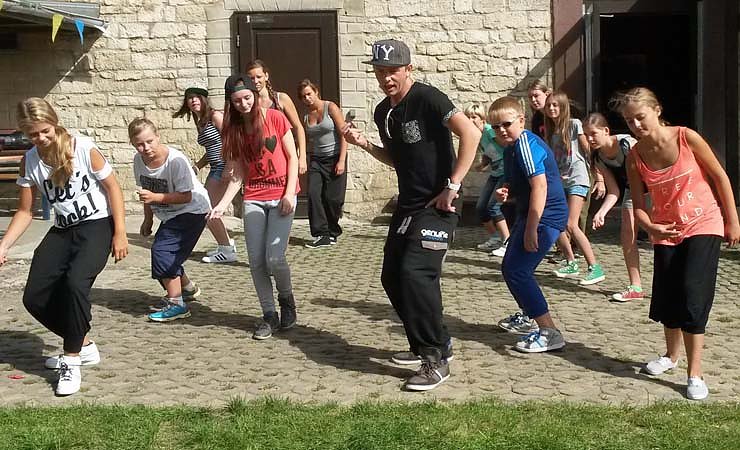 Bild: Video Tanzworkshop wird gezeigt