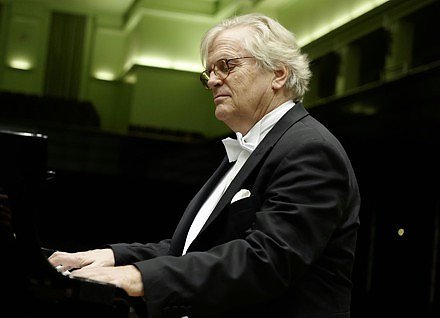 Bild: Justus Franz am Klavier