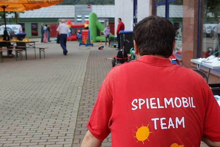 Bild: Gewerbegebietsfest gestartet