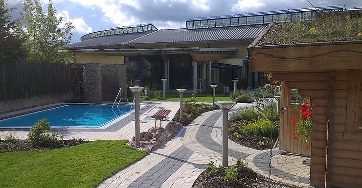 Bild: Er&ouml;ffnung: 68m-Riesenrutsche & Saunagarten