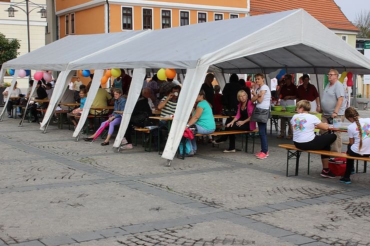 Bild: Familienfest begonnen