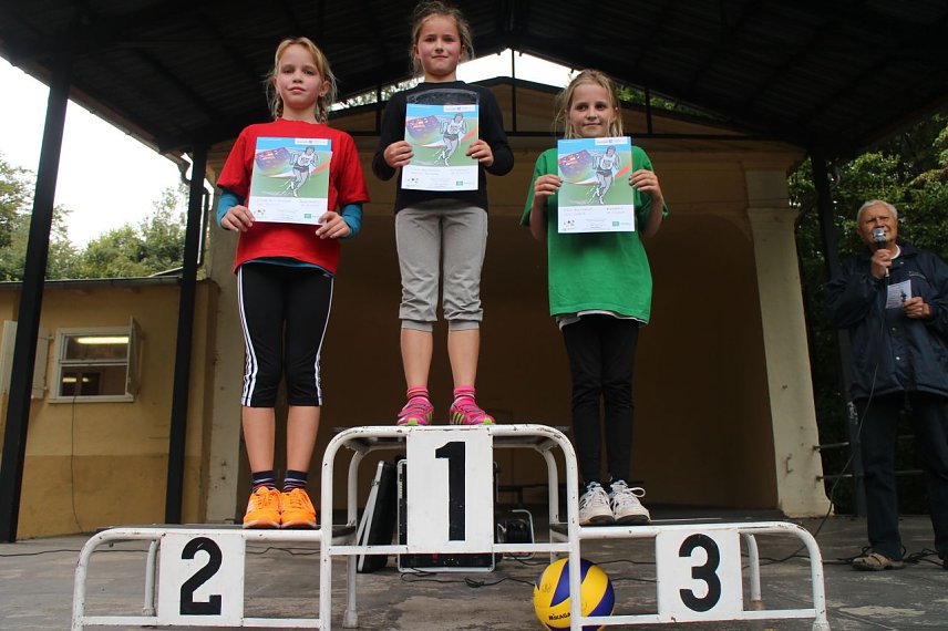Bild: Frederike, Nele und Zo&eacute; standen als erste auf dem Treppchen
