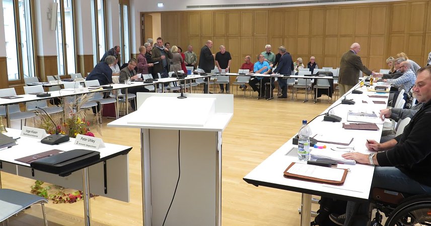 Bild: Blick in den Ratssaal