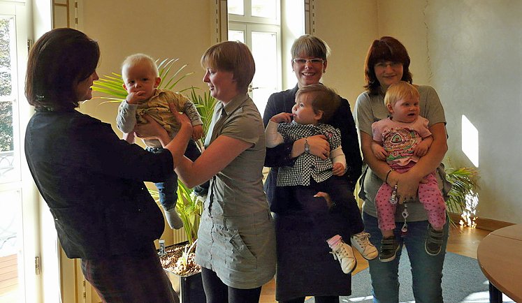 Bild: Babytreffen im Landratsamt Kyffh&auml;userkreis