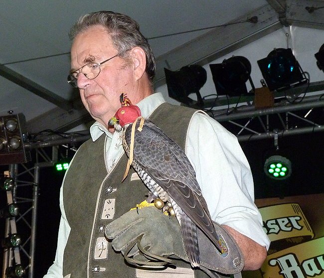 Bild: J&auml;gerschaft unterst&uuml;tzte Bauernmarkt