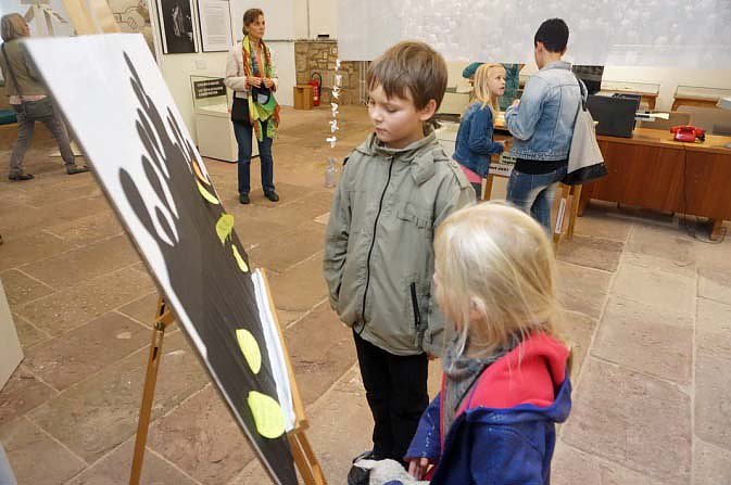 Bild: Sonderf&uuml;hrung durch Ausstellung