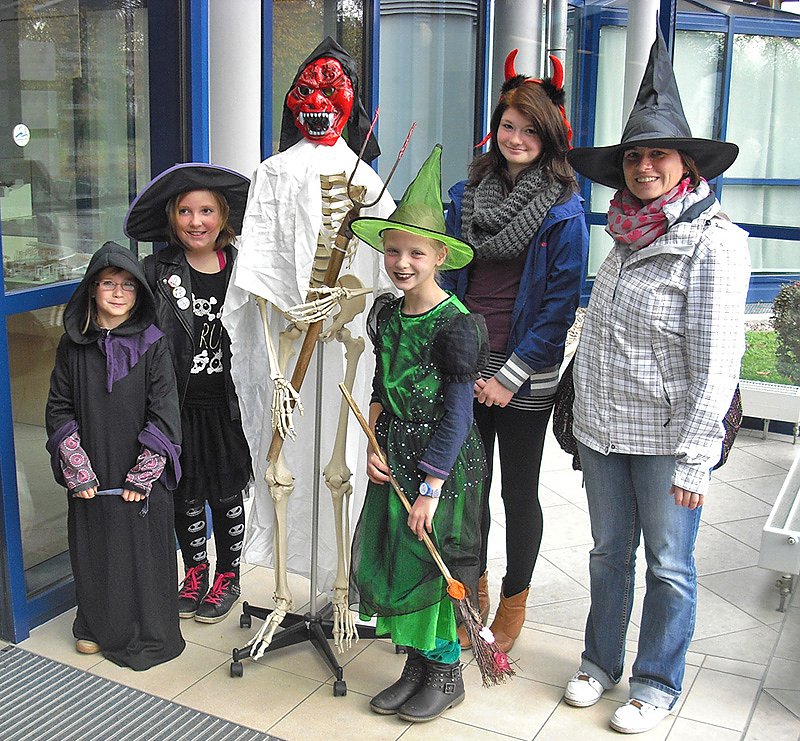 Bild: "Halloween-Kinderparty" und Ferienspa&szlig;