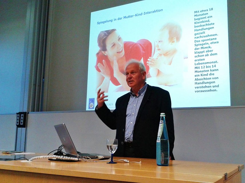 Bild: Prof. Dr. G&uuml;nter Schiepek zu Gast an der FH Nordhausen