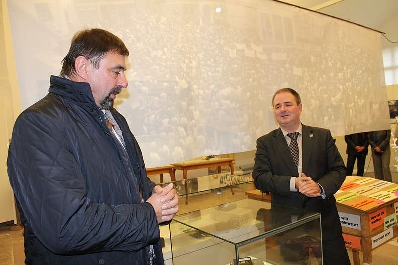 Bild: Exzellente Geschichtsstunde mit Premiere