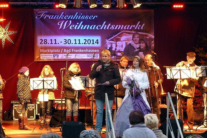 Bild: Stimmungsvoller Start Weihnachtsmarkt in Bad Frankenhausen