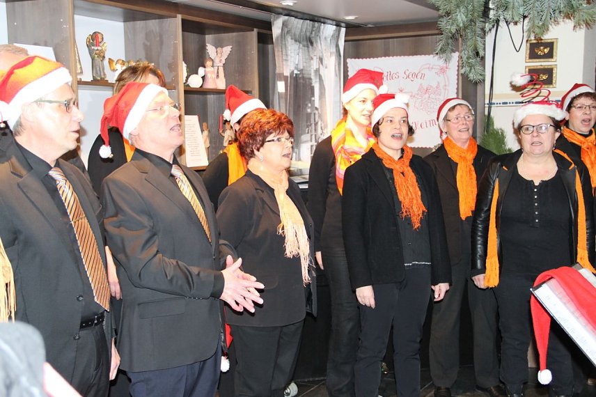 Bild: Gleich sechs Auftritte absolviert das Cantamus Ensemble in der Weihnachtszeit