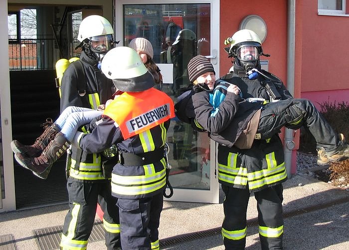 Bild: Einsatz auf dem Schulhof