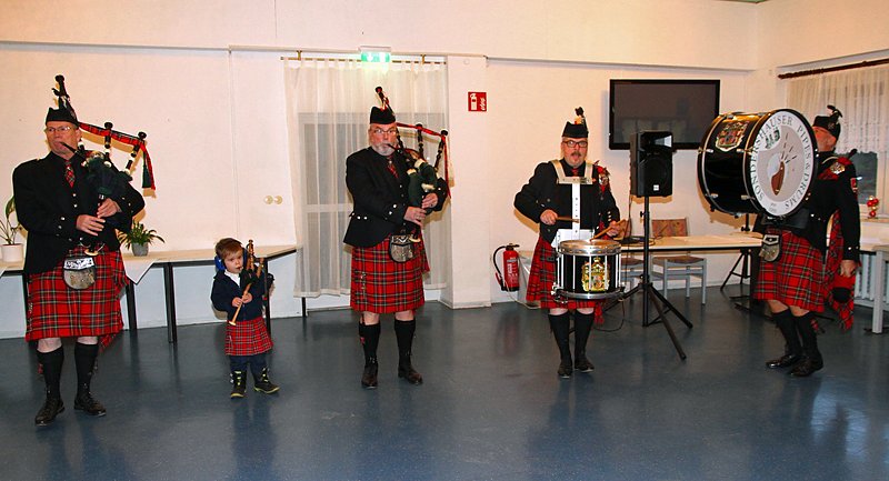 Bild: Weihnahtsmusik mit Pipes & Drums