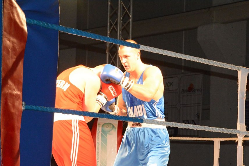 Bild: Der russische Schwergewichtler Vladimir Ivanov (hier in blau) wird in Nordhausen antreten