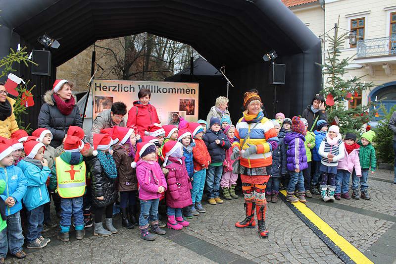 Bild: Weihnachtsmarkt er&ouml;ffnet