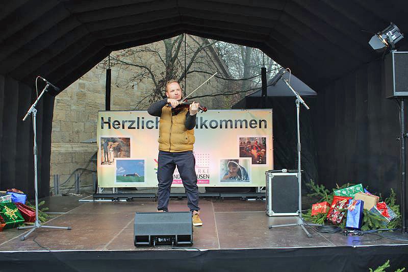 Bild: Weihnachtsmarkt er&ouml;ffnet
