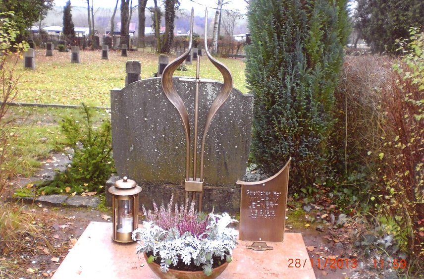 Bild: Unbekannte haben &uuml;ber die Feiertage ein Grab auf dem Hauptfriedhof gesch&auml;ndet