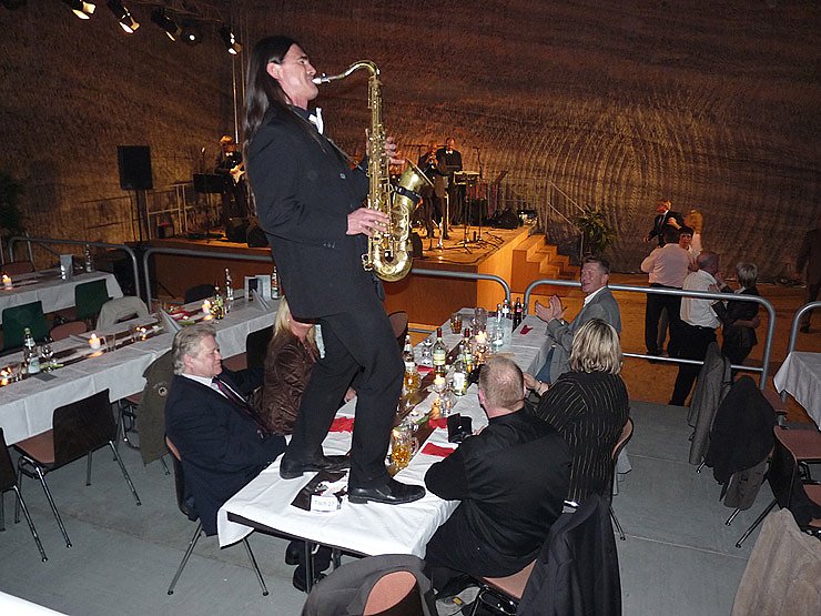 Bild: 1. Sondersh&auml;user Salz-Kristallball