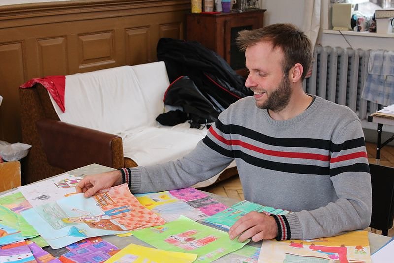Bild: Th&uuml;ringer Bildungsplan in Arbeit.