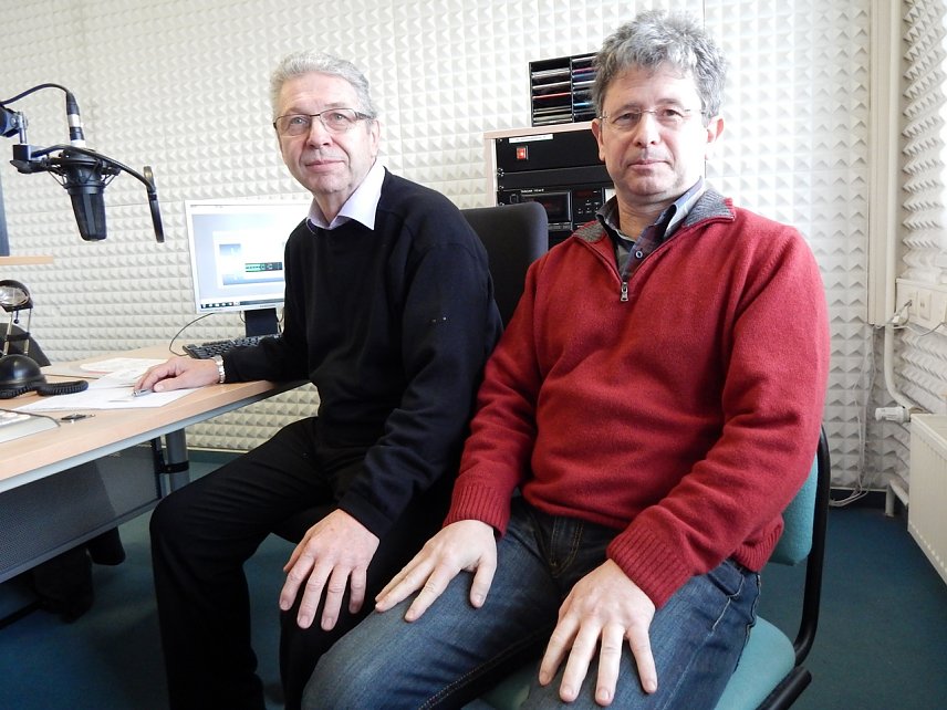 Bild: Manfred Strobl und Dirk Erfurt im Studio des Offenen Kanals Nordhausen