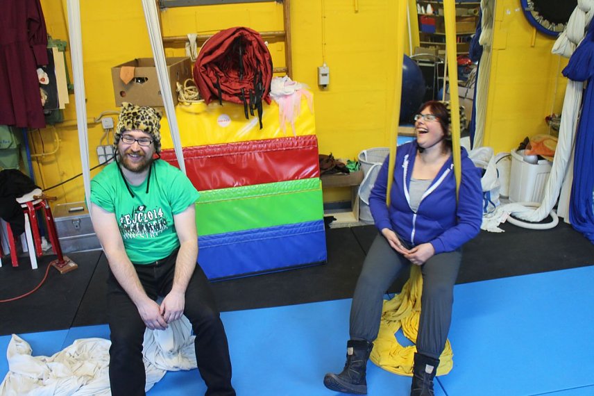 Bild: Alexander J&auml;ger und Steffi B&ouml;ttcher sind inzwischen Zappelini-Veteranen und k&ouml;nnen sich noch gut an die Anf&auml;nge des Zirkus erinnern