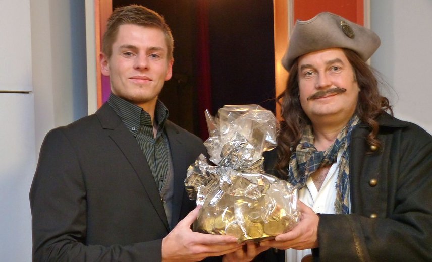 Bild: &Uuml;bergeben