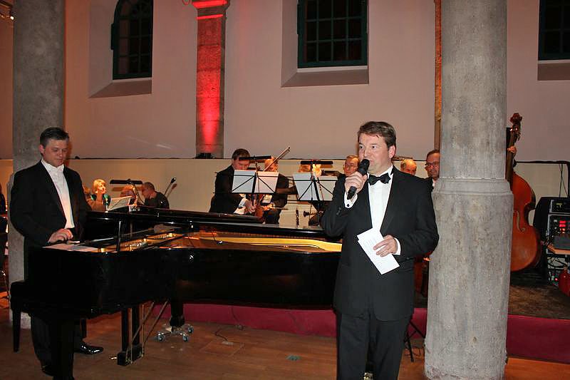 Bild: nnz/kn: Ballgefl&uuml;ster mit Premiere
