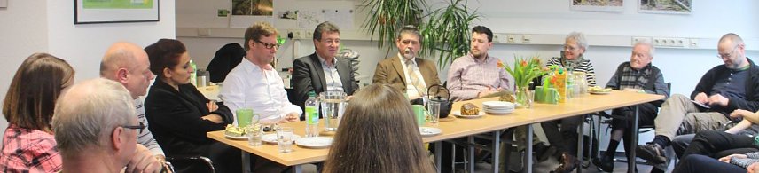 Bild: Gr&uuml;ner Freitag  - im B&uuml;ro der Nordh&auml;user Gr&uuml;nen wurde zum Thema Fl&uuml;chtlingspolitik diskutiert 
