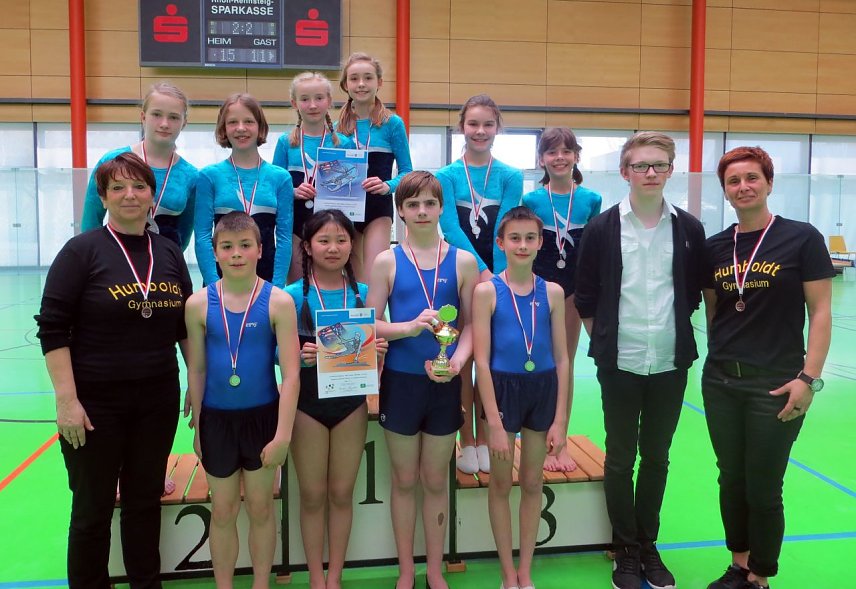 Bild: Auf dem Weg nach Berlin - die Turner und Turnerinnen des Nordh&auml;user Humboldt Gymnasiums