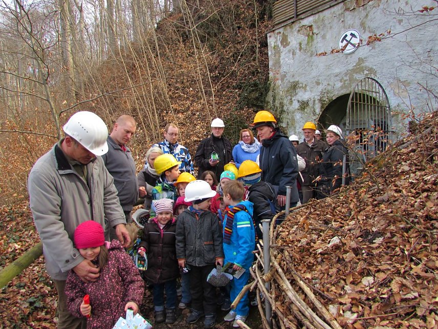 Bild: Eine Dankesch&ouml;n kommt nie zu sp&auml;t - auch nicht f&uuml;r die Teilnehmer an der Ostereiersuche in der "Langen Wand"