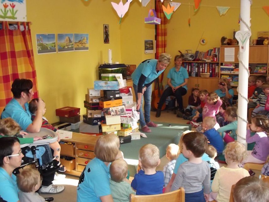 Bild: Gl&uuml;ckauf-G&auml;rtner bei den Kita Patenkindern