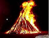 Bild: Maifeuer und Einfliegen