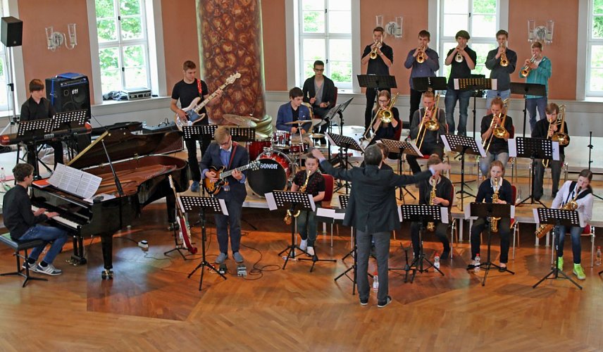 Bild: Moderner Jazz in altem Gem&auml;uer