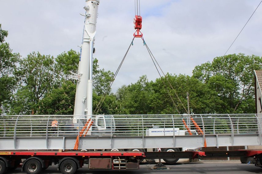Bild: Totenbr&uuml;cke eingeh&auml;ngt