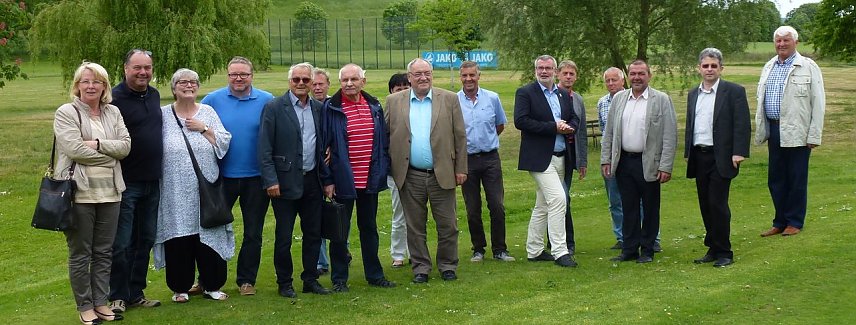 Bild: Politik auf dem Golfplatz