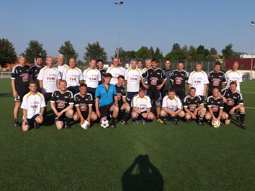 Bild: Mit dem Traditionsteam des SC Leinefelde (schwarze Spielkleidung) verbindet die Unioner eine lange sportliche Freundschaft.