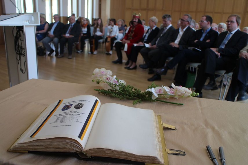Bild: Silberne Freundschaft - 25 Jahre Jahre Partnerschaft Nordhausen - Bochum 