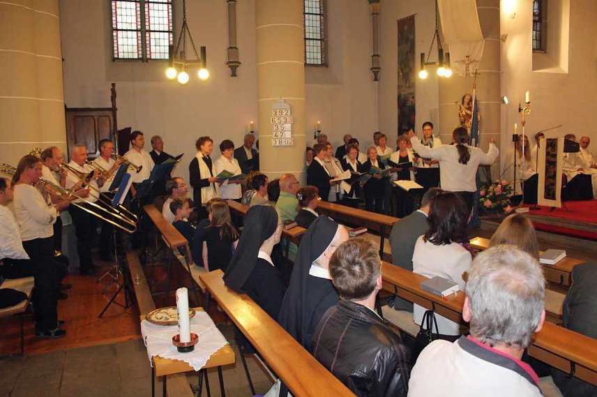 Bild: Bischof Neymeyr in Sondershausen