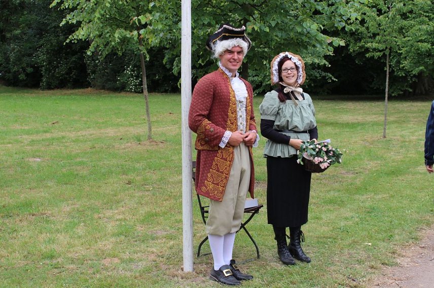 Bild: Fest zu 250 Jahre Park Bendeleben