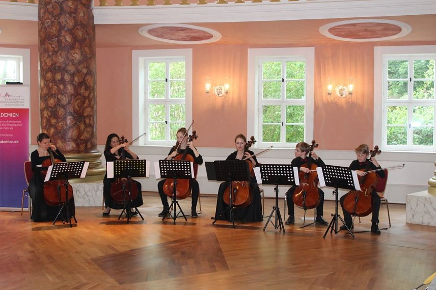 Bild: Musikalischer Festakt zum 10-J&auml;hrigen