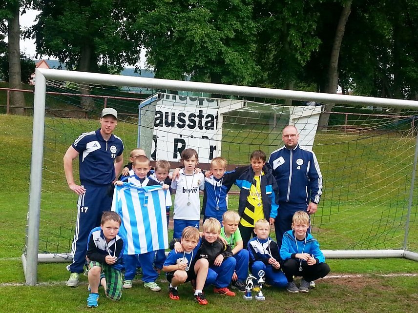 Bild: Zweiter Platz f&uuml;r Wackers U9 bei Bleicher&ouml;der Sommercup