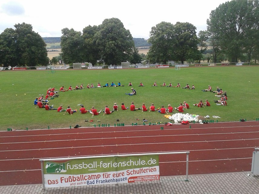 Bild: Fu&szlig;ballferienschule auch 2015 wieder ein voller Erfolg