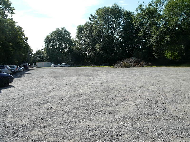 Bild: Der Parkplatz am B&auml;renpark