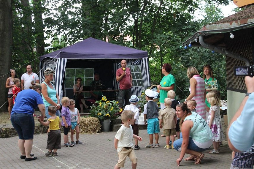Bild: Parkfest in Thalebra
