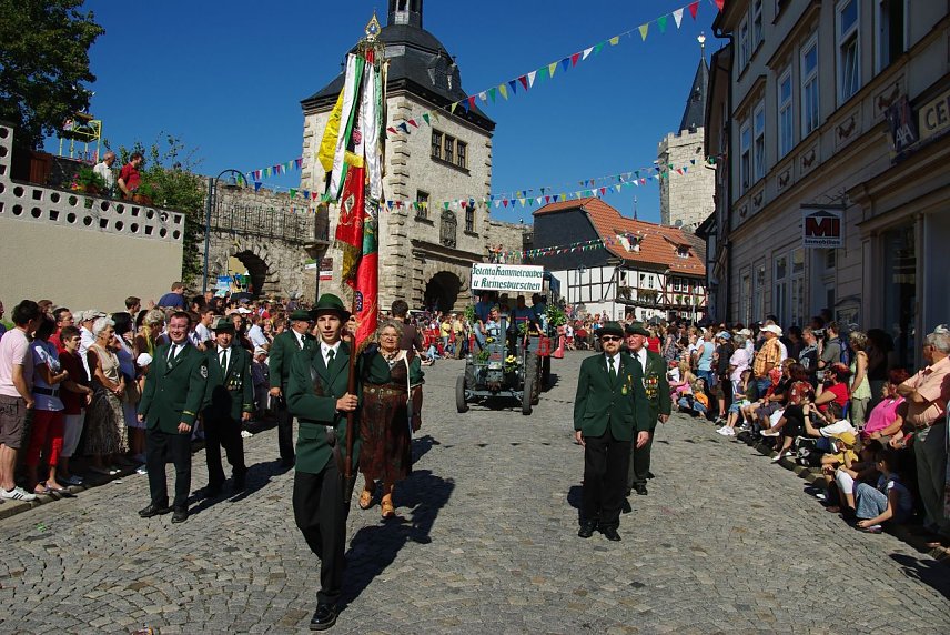 Bild: Der absolute H&ouml;hepunkt der Kirmes ist der traditionelle Umzug am Kirmessonntag.