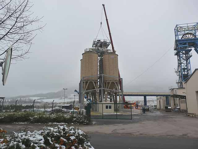 Bild: Salzsilo am Schacht.
