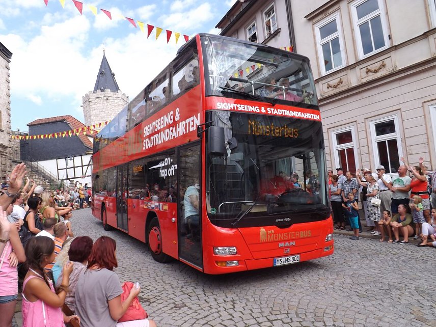 Bild: Die M&uuml;nsteraner hatten sogar einen "M&uuml;nsterbus" mitgebracht.