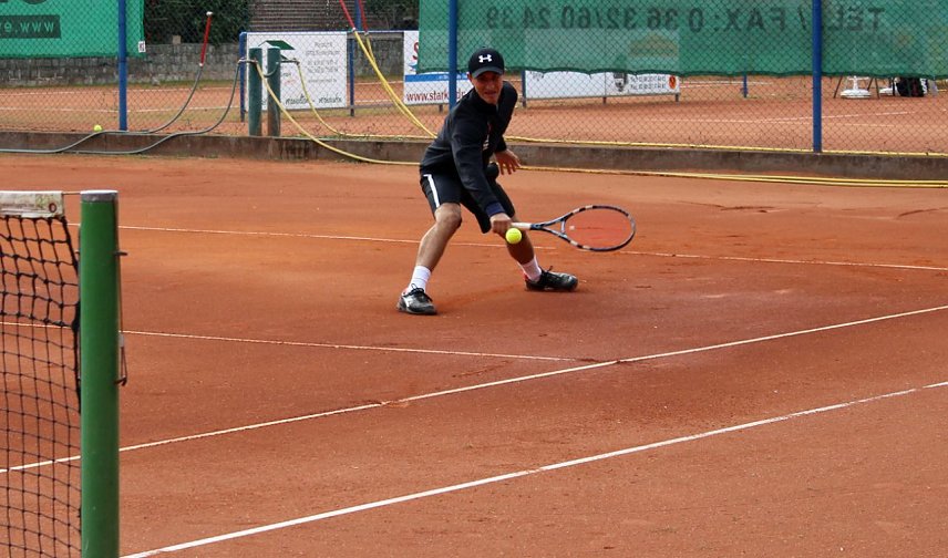 Bild: Tennisspieler in Aktion 