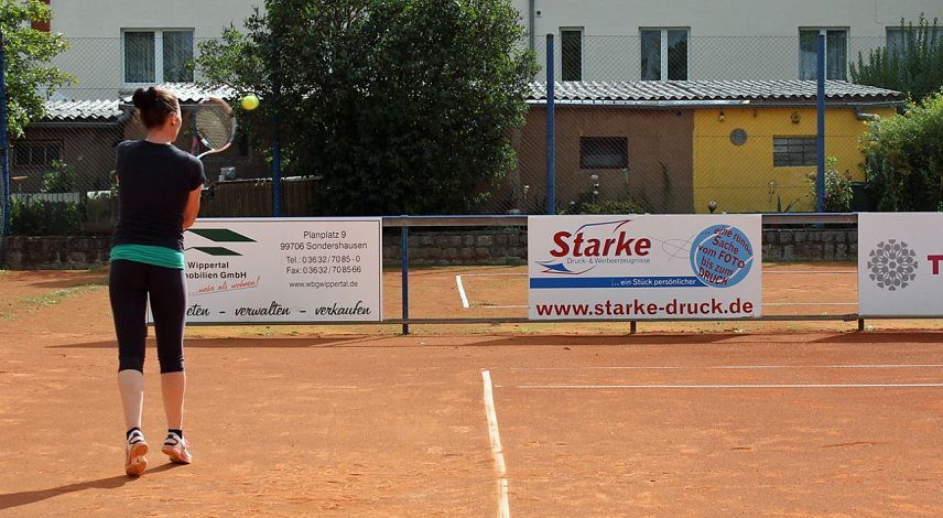 Bild: Tennisspieler in Aktion 