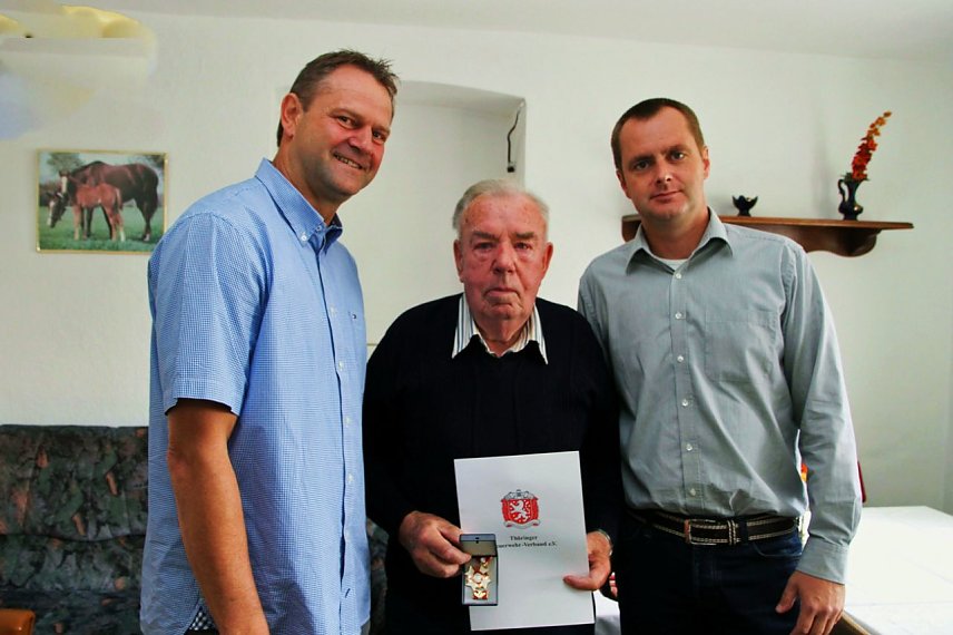 Bild: 75 Jahre Kamerad der Feuerwehr